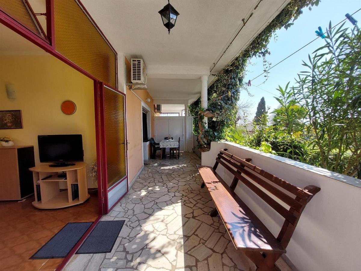 Apartments Faran Crikvenica Exterior foto