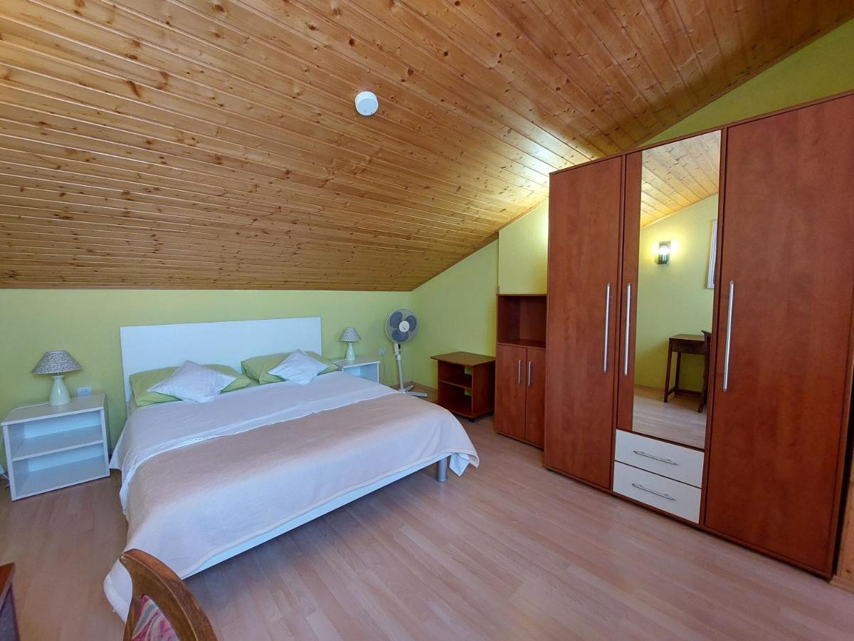 Apartments Faran Crikvenica Exterior foto