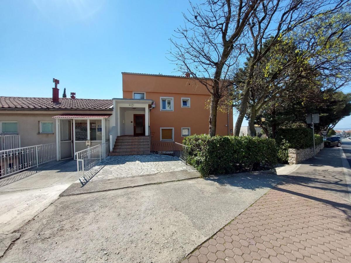 Apartments Faran Crikvenica Exterior foto